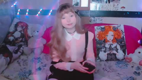 Usagi Blush online show from December 1, 9:37 pm