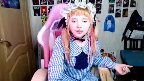 Usagi Blush online show from September 29, 12:16 am