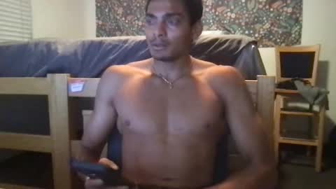 Snapshot of usain795604 chatting on December 20, 8:10 am DrewBolt online show from December 20, 8:10 am