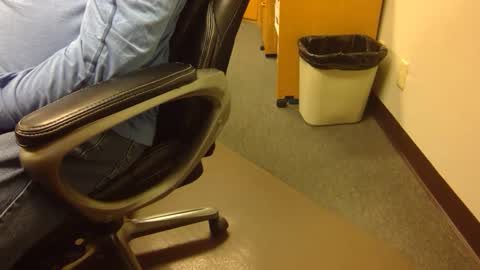 useemie online show from December 4, 12:41 am