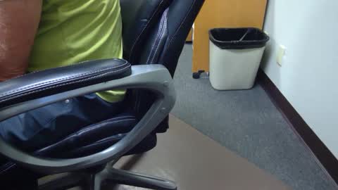 useemie online show from September 12, 7:58 pm