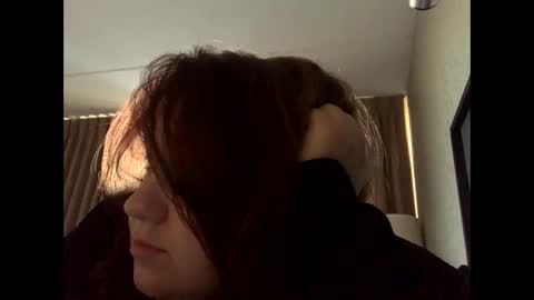 usefulhole online show from October 2, 10:17 pm