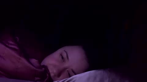 usefulhole online show from November 1, 4:47 am