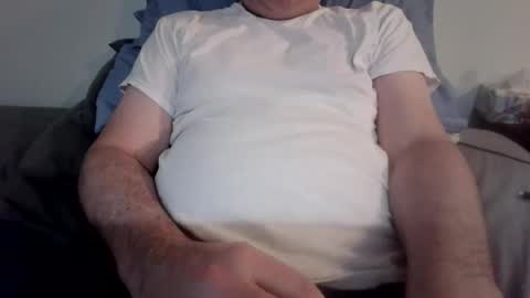 Snapshot of usernameguy321 chatting on June 11, 2:53 am usernameguy321 online show from June 11, 2:53 am