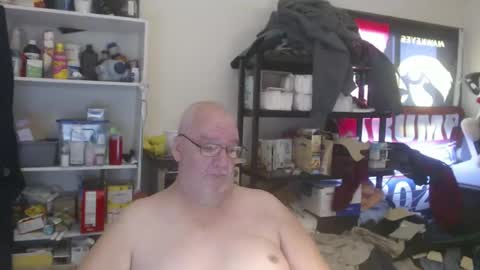 Eric online show from December 14, 3:47 pm