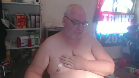 Eric online show from January 8, 3:39 pm