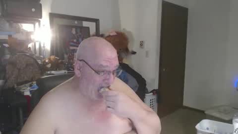 Eric online show from February 8, 2:26 am