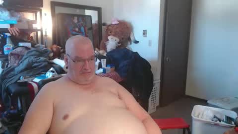 Snapshot of usgoober chatting on February 13, 2:57 pm Eric online show from February 13, 2:57 pm
