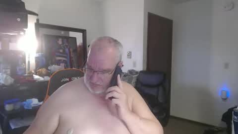 Snapshot of usgoober chatting on March 6, 1:18 pm Eric online show from March 6, 1:18 pm