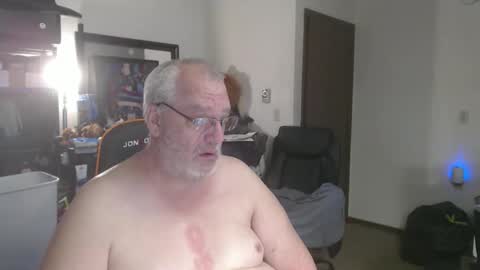 Snapshot of usgoober chatting on March 24, 12:10 pm Eric online show from March 24, 12:10 pm