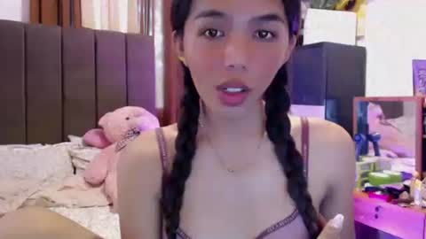 usweetcummer_kiana online show from September 27, 1:10 am