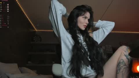 Snapshot of uwu_eva chatting on June 2, 3:03 pm Eva online show from June 2, 3:03 pm