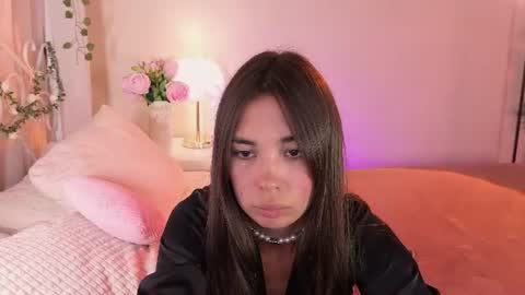 vivi online show from July 9, 12:31 pm