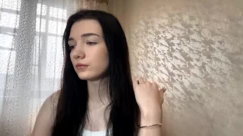 Snapshot of uwun_pinksi chatting on March 7, 10:56 am Lisi online show from March 7, 10:56 am