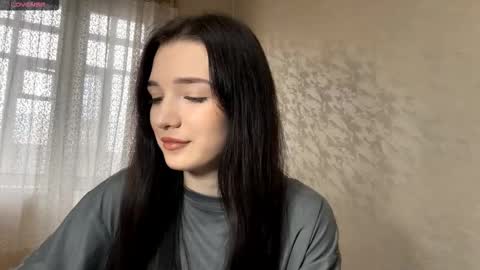 Snapshot of uwun_pinksi chatting on March 15, 11:38 am Lisi online show from March 15, 11:38 am