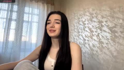 Snapshot of uwun_pinksi chatting on March 24, 10:53 am Lisi online show from March 24, 10:53 am