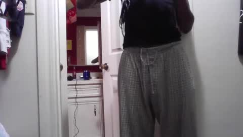 Snapshot of uzithebbc chatting on January 12, 3:39 am uzithebbc online show from January 12, 3:39 am