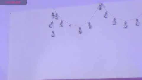 Snapshot of v1cky_ chatting on March 2, 10:49 pm v1cky_ online show from March 2, 10:49 pm