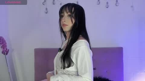 Snapshot of v1cky_ chatting on March 28, 12:54 am v1cky_ online show from March 28, 12:54 am