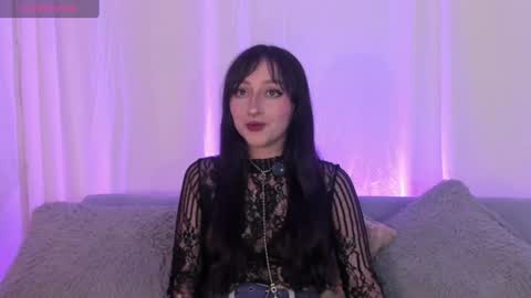 v1cky_ online show from July 27, 10:39 pm