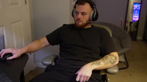 Snapshot of v_for_veng chatting on September 27, 4:06 am v_for_veng online show from September 27, 4:06 am