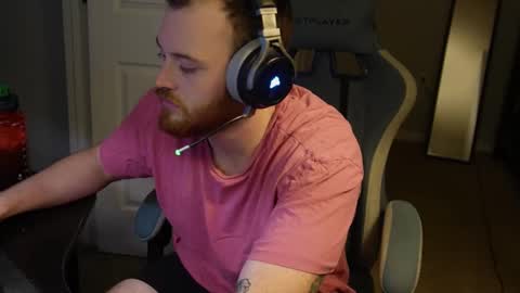 Snapshot of v_for_veng chatting on November 4, 4:00 am v_for_veng online show from November 4, 4:00 am