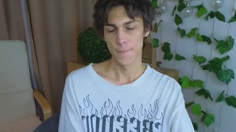 Valora online show from November 12, 12:16 pm