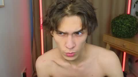 Valora online show from November 19, 12:49 pm