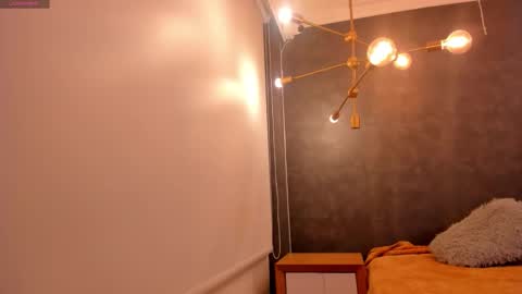 VAELINA ANGELS online show from March 26, 8:25 pm