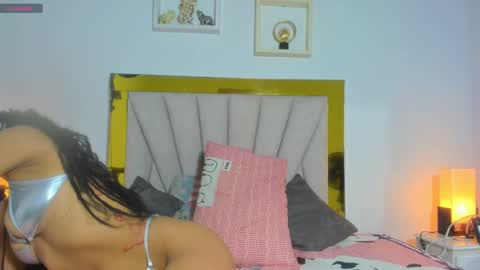 Snapshot of vahiolet_fuentes chatting on December 7, 3:14 am vahioleth online show from December 7, 3:14 am