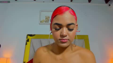 Snapshot of vahiolet_fuentes chatting on December 19, 3:07 am vahioleth online show from December 19, 3:07 am