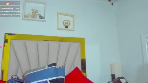 Snapshot of vahiolet_fuentes chatting on December 21, 9:44 am vahioleth online show from December 21, 9:44 am