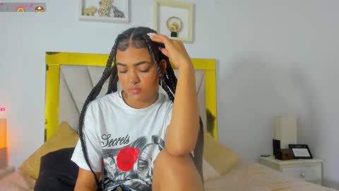 Snapshot of vahiolet_fuentes chatting on January 6, 3:09 am vahioleth online show from January 6, 3:09 am