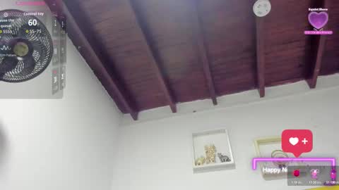 Snapshot of vahiolet_fuentes chatting on October 5, 2:54 am vahioleth online show from October 5, 2:54 am