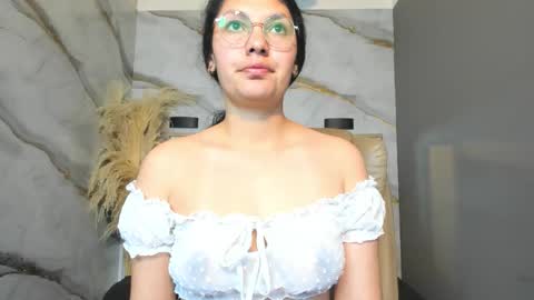 Vainilla online show from March 9, 1:42 am
