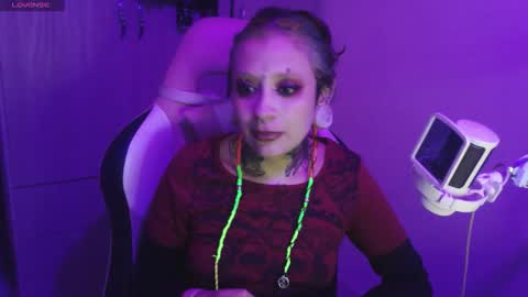 Snapshot of vainilla_l chatting on February 21, 1:06 am Vainilla Independent model online show from February 21, 1:06 am