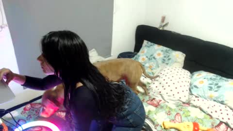 freya online show from August 6, 2:35 am
