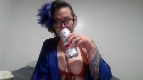 Snapshot of valarieak chatting on September 23, 1:30 am valarieak online show from September 23, 1:30 am