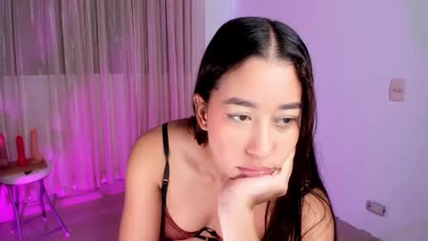 HI IM NEW online show from February 21, 5:36 pm