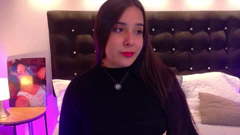 Snapshot of valen_scott_ chatting on February 23, 1:08 pm Valen Scott online show from February 23, 1:08 pm