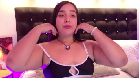 Snapshot of valen_scott_ chatting on March 8, 1:15 pm Valen Scott online show from March 8, 1:15 pm