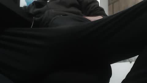 Snapshot of valenitro chatting on March 21, 12:10 pm valenitro online show from March 21, 12:10 pm