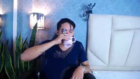 Snapshot of valenorlerot chatting on October 18, 5:10 am Valenor online show from October 18, 5:10 am