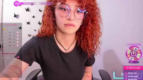 Snapshot of valent_27 chatting on May 9, 2:17 am Valentina online show from May 9, 2:17 am