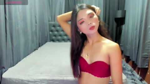 Snapshot of valentina_lustx chatting on June 13, 4:27 pm valentina_lustx online show from June 13, 4:27 pm