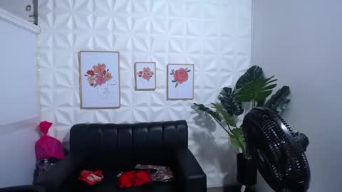 Valentina  online show from January 21, 10:41 pm