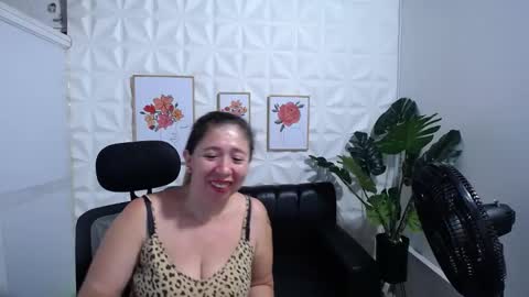 Valentina  online show from January 22, 11:53 pm