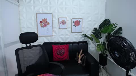 Valentina  online show from January 23, 9:18 pm
