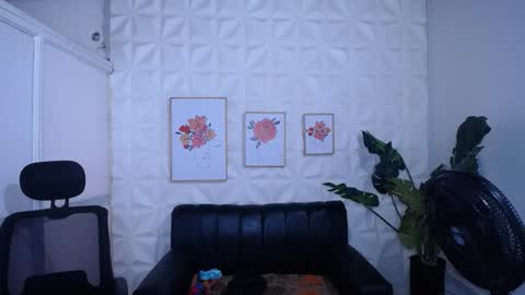 Valentina  online show from March 12, 8:59 pm