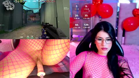 Snapshot of valentinagames chatting on February 8, 8:31 am Valentina online show from February 8, 8:31 am